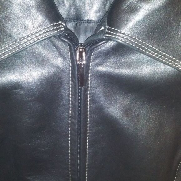 Black Kenneth Cole Leather Jacket. Soft as Butter! - Picture 5 of 9